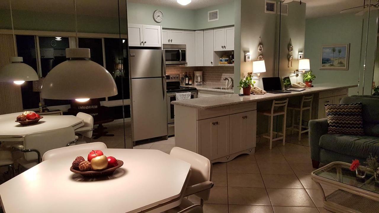 Aqua Mar Condos Помпано Бийч Екстериор снимка